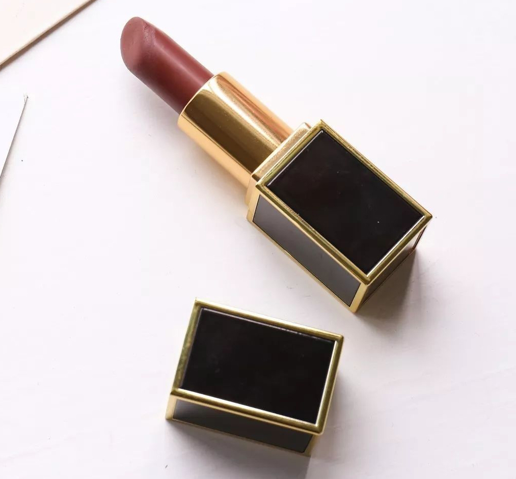 彩妆加工厂|美妆新锐品牌这个时候进军快手怎样？